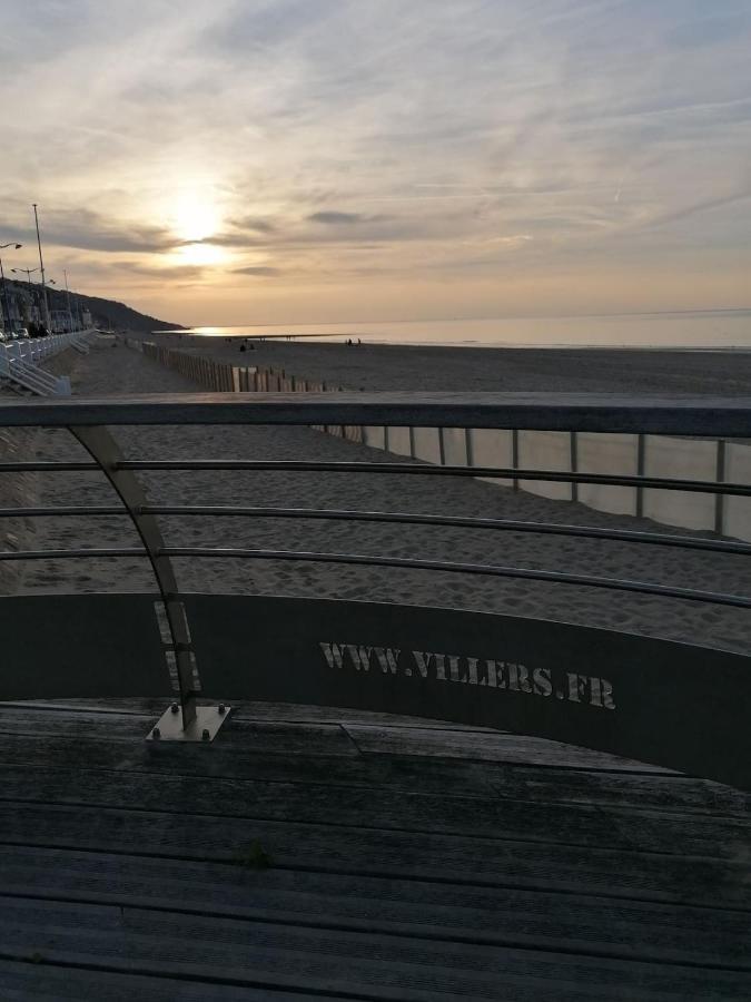 A La "Georgette" Et Son Jardin Avec Parking Apartman Villers-sur-Mer Kültér fotó