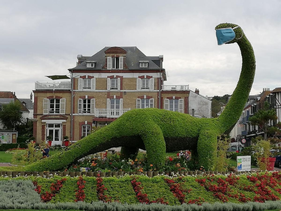 A La "Georgette" Et Son Jardin Avec Parking Apartman Villers-sur-Mer Kültér fotó