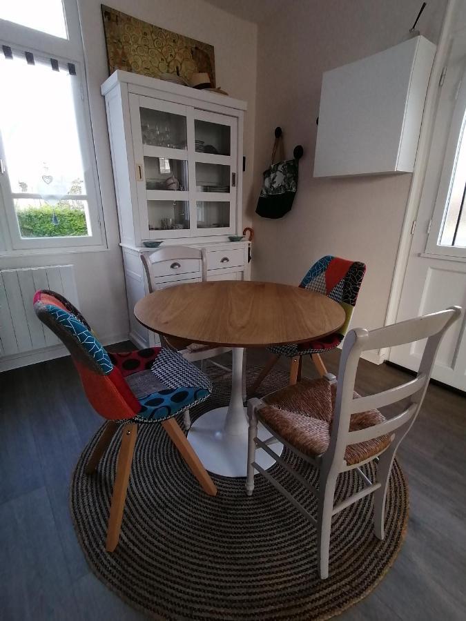 A La "Georgette" Et Son Jardin Avec Parking Apartman Villers-sur-Mer Kültér fotó