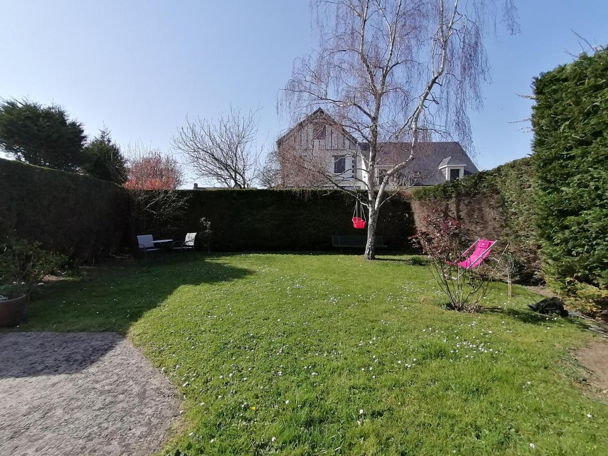 A La "Georgette" Et Son Jardin Avec Parking Apartman Villers-sur-Mer Kültér fotó